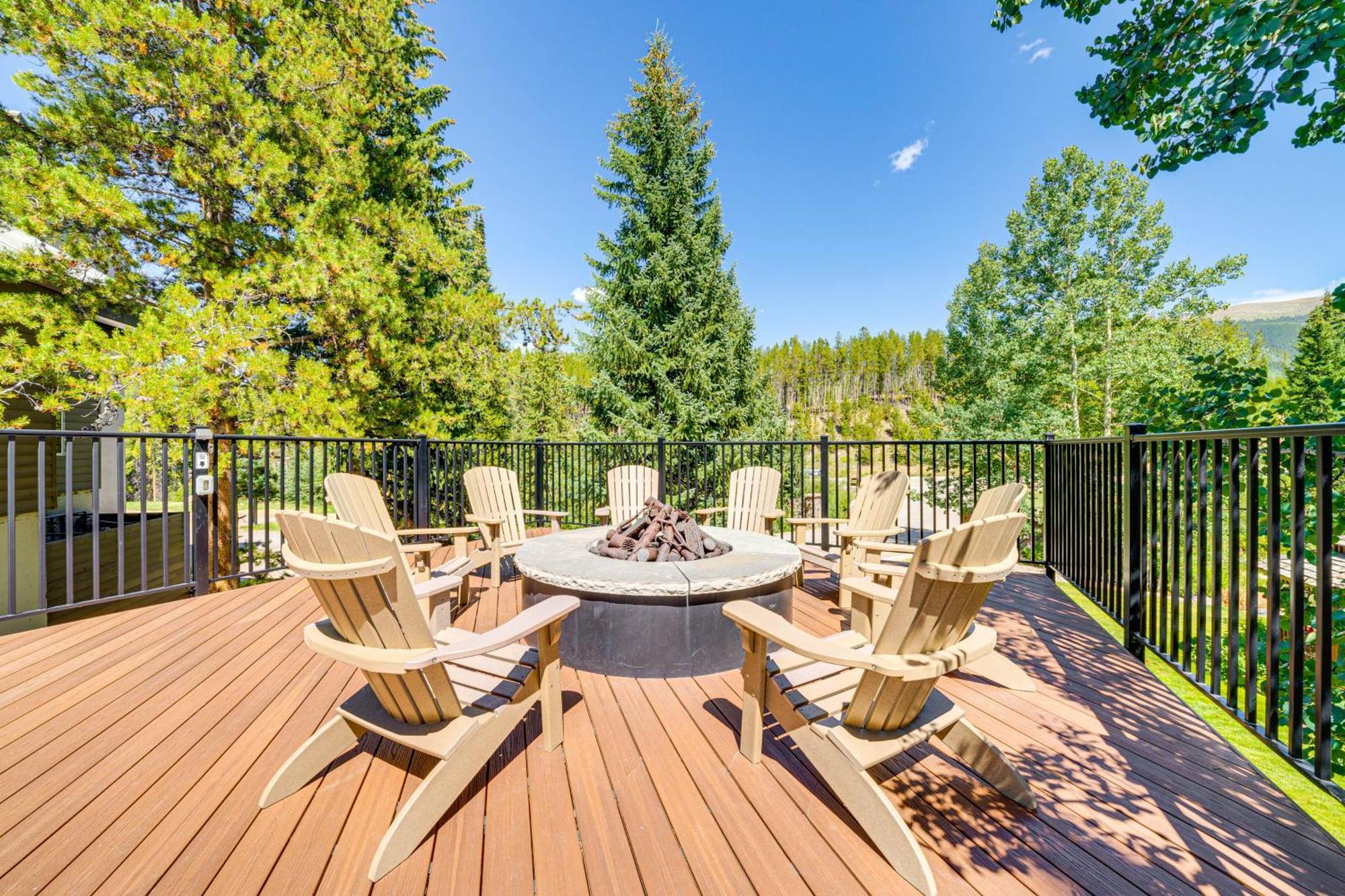Ski-Inandski-Out Retreat With Iron Horse Pool Access! Winter Park Exteriör bild